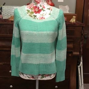 Sweater/Rue21-size small/medium juniors